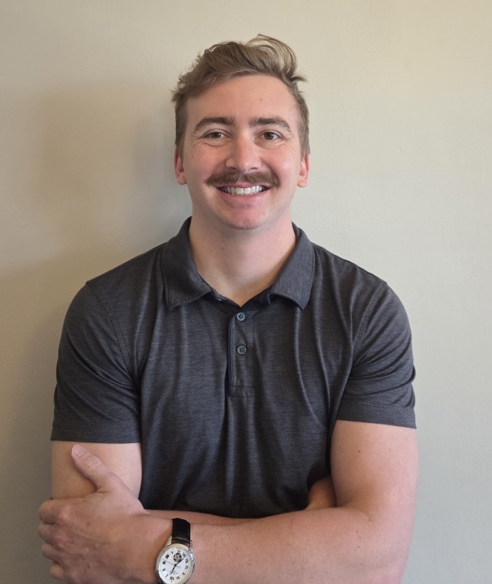 Landon Yelken, 402 Medicare Specialist